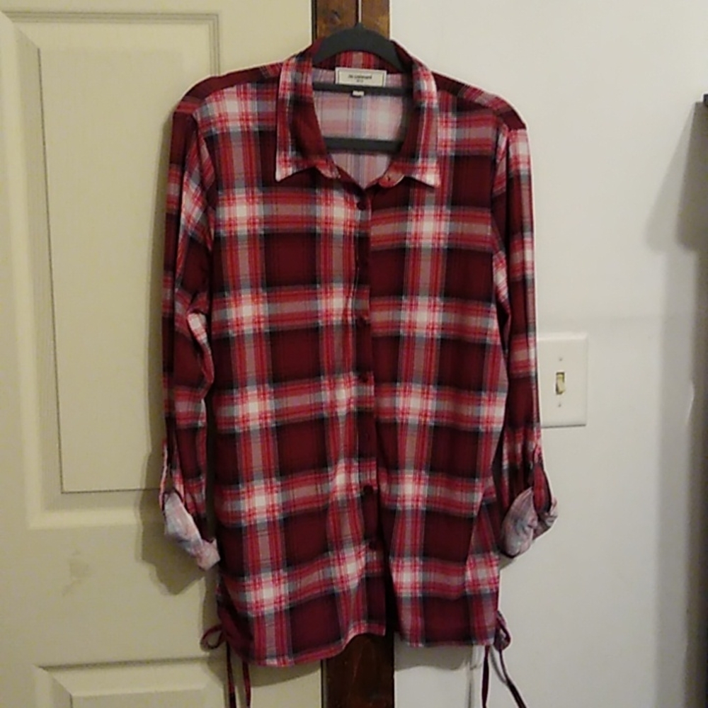 Like New No Comment Buttery Soft Plaid Top: Large